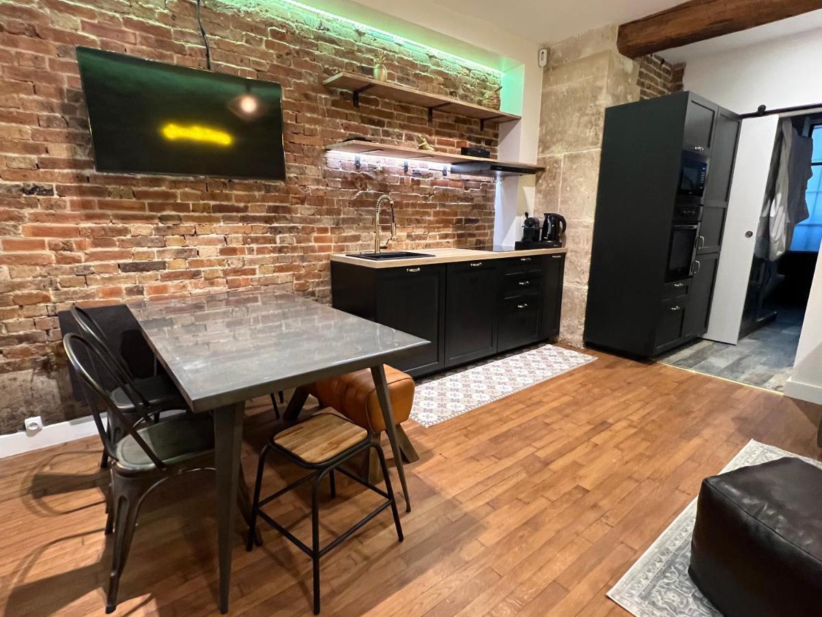 Good Vibes Luxurious Loft In Paris 11Th, With Ac & Table Football Exterior photo